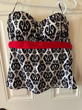 White House Black Market Black and White Patterned Tankini Top with Red Band
